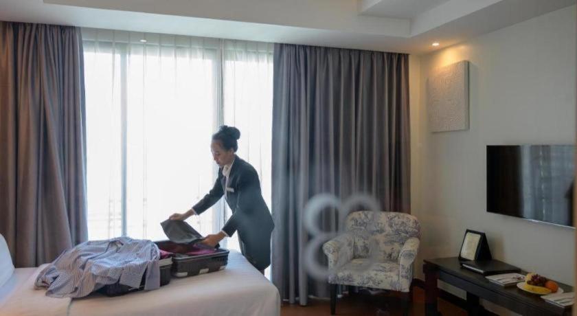 Bay Beach Resort Jomtien Pattaya Ngoại thất bức ảnh